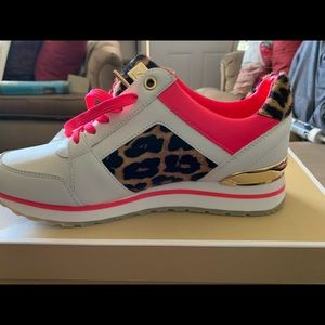 Circus by Sam Edelman Michael Kors, and Skechers Street, hand panted jackets